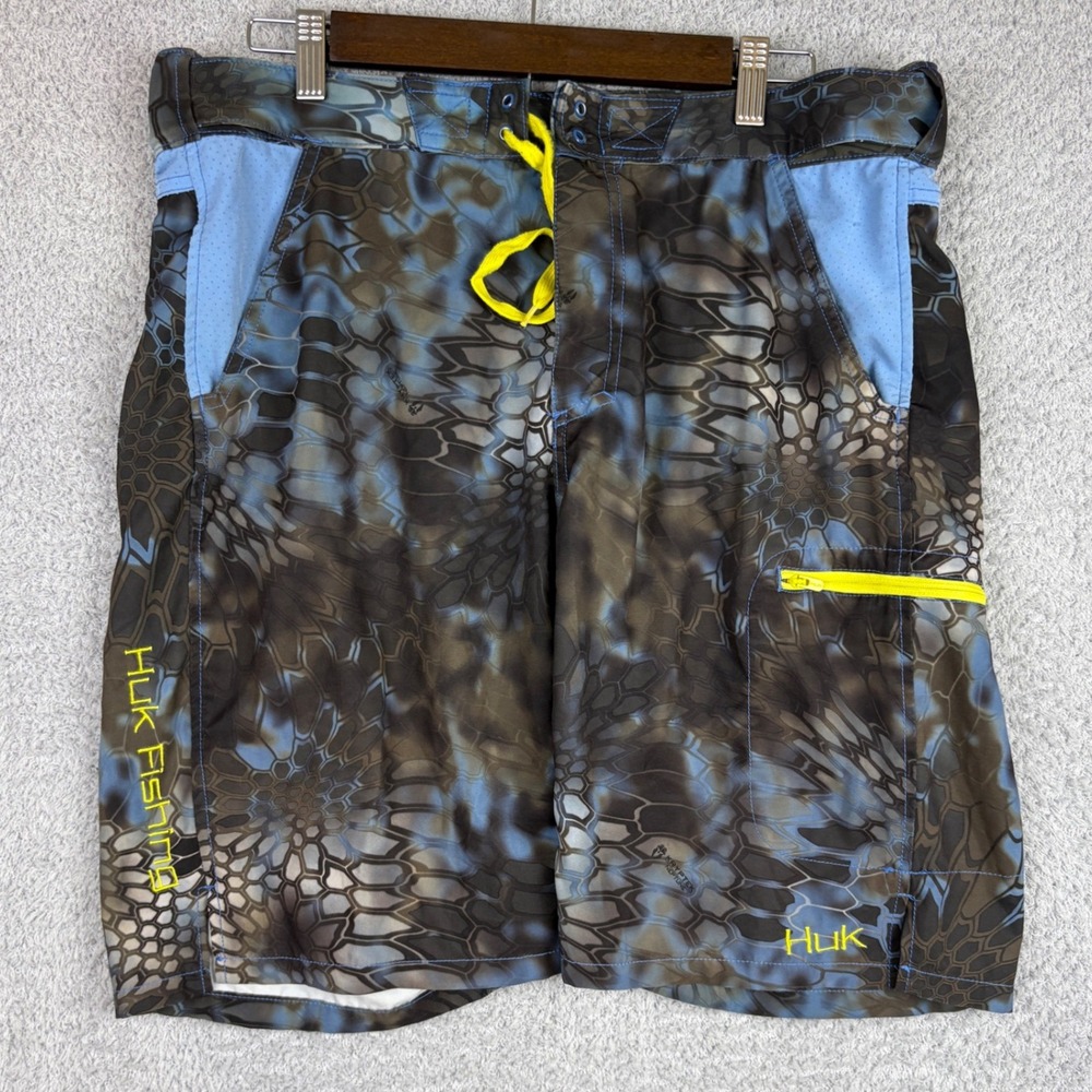 Huk Fishing Shorts Mens Large Blue Kryptek Neptune Camo Cargo Board Shorts